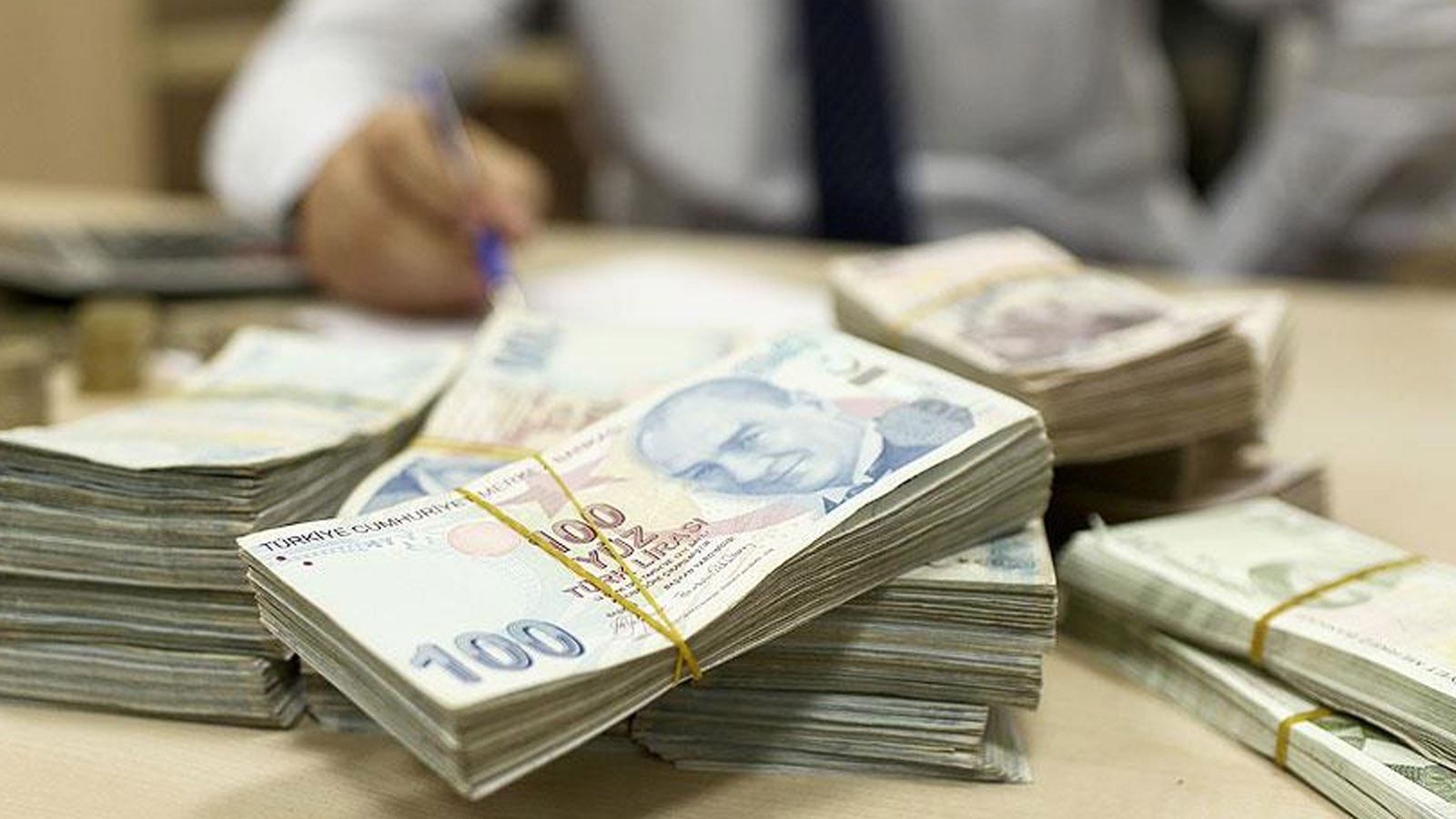 Kamu işçilerine ek ödemelerde tarih belli oldu