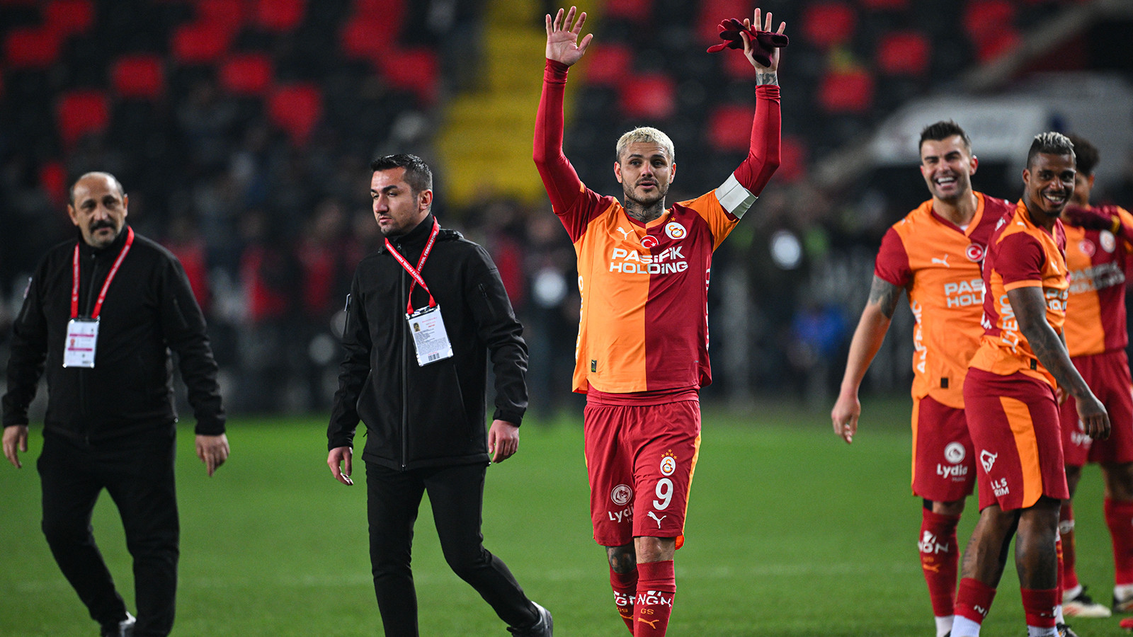 Mauro Icardi derbide Hagi'nin rekorunu kırmaya hazırlanıyor