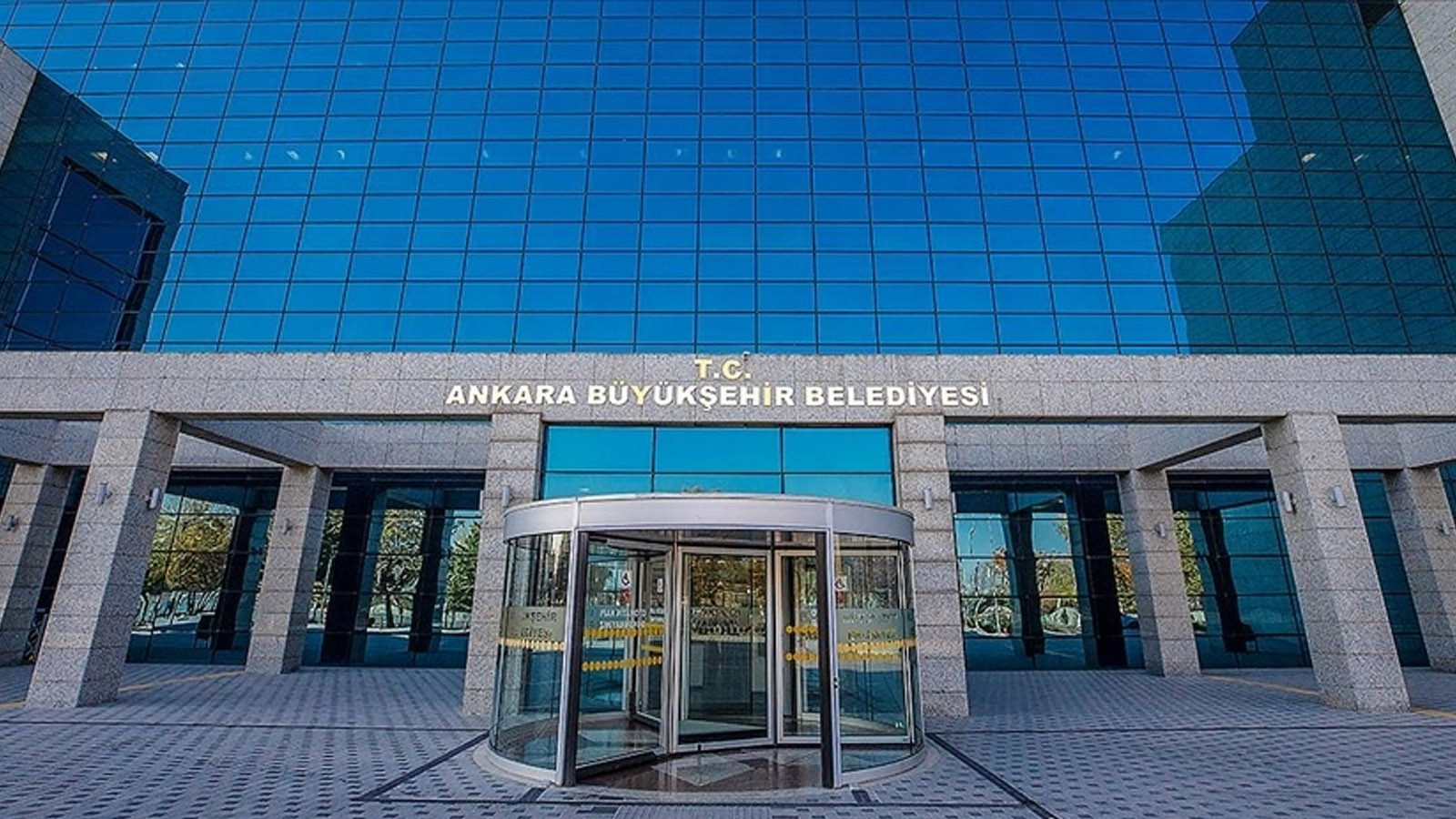 ABB konser davasında tutuklu sanıkların tümünün adli kontrolle tahliyesine karar verildi