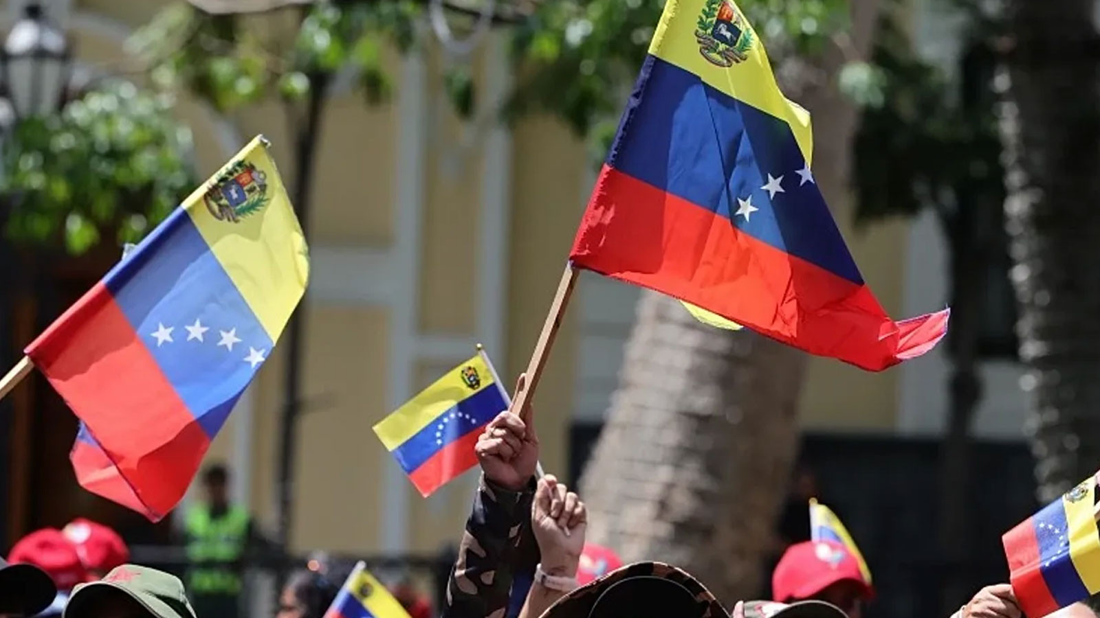 Venezuela: ABD'nin askeri müdahalesinde ölenlerin sayısı 100'e yükseldi