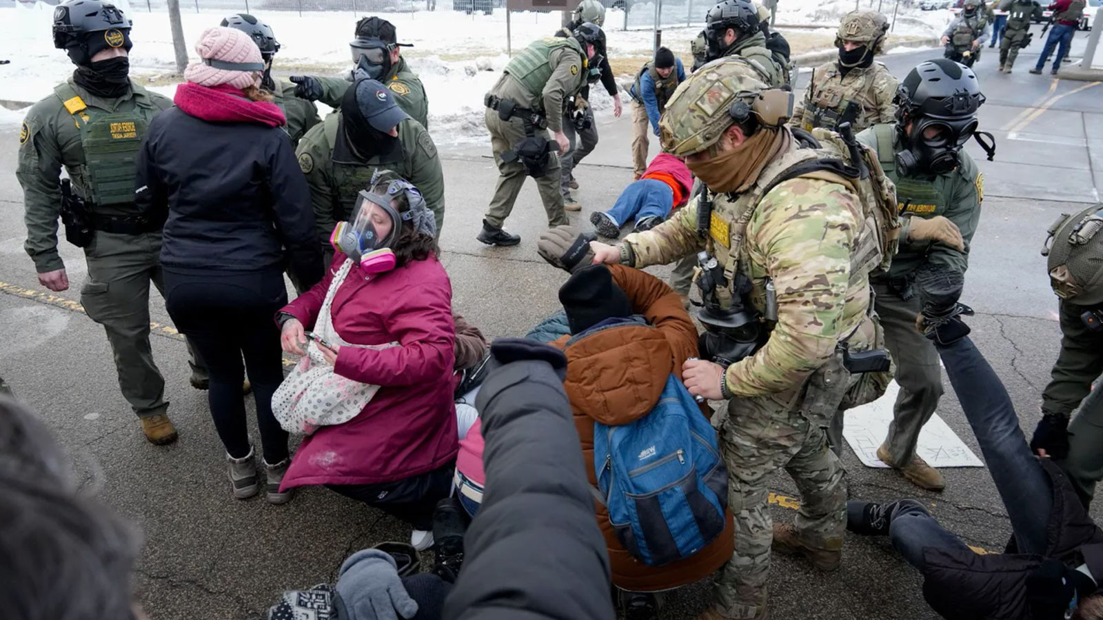 ABD'de ICE terörü, Trump'ın ırkçı birlikleri kimler?