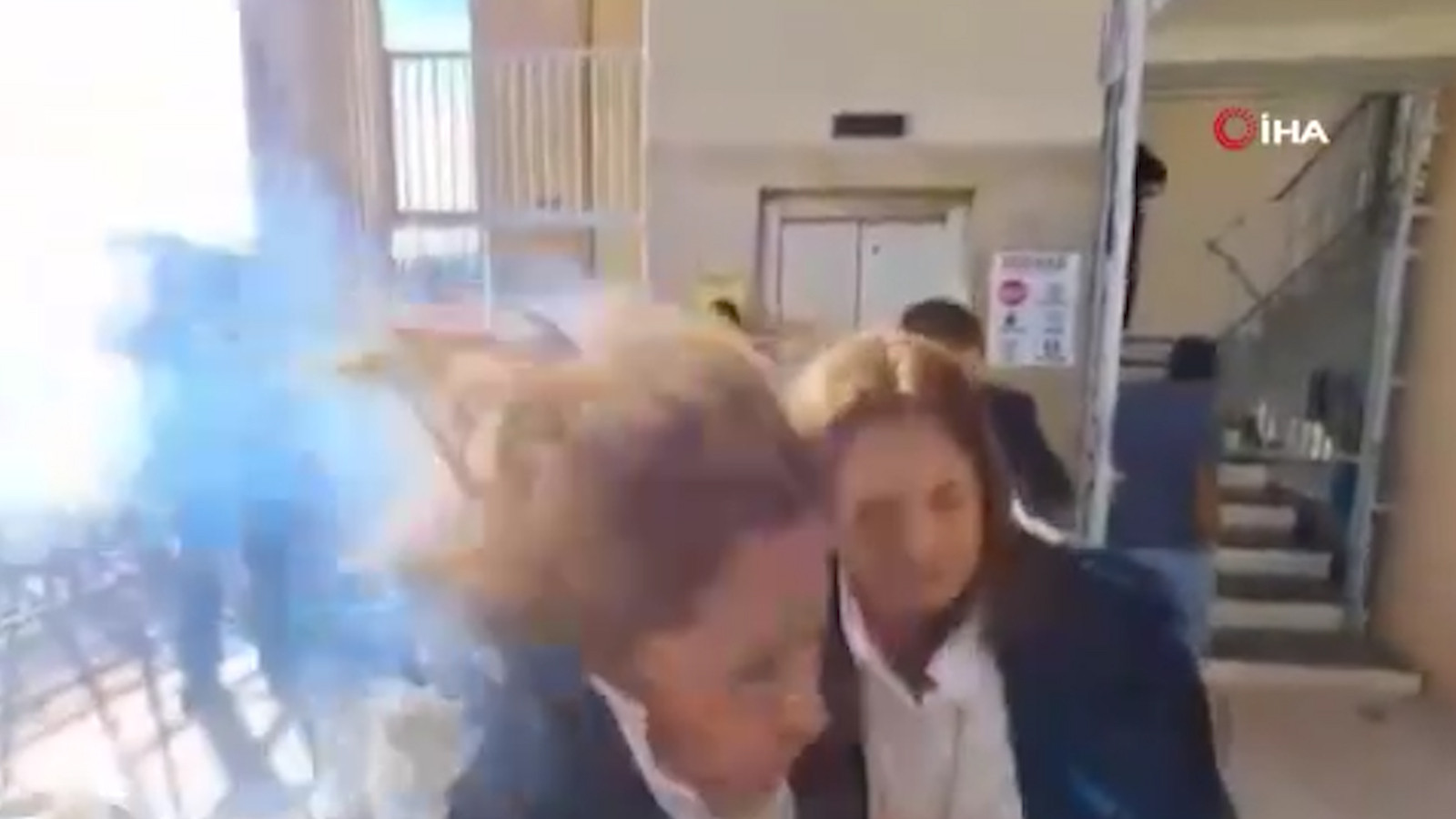 Honduras'ta milletvekiline Kongre önünde saldırı; patlayıcı ensesine isabet etti