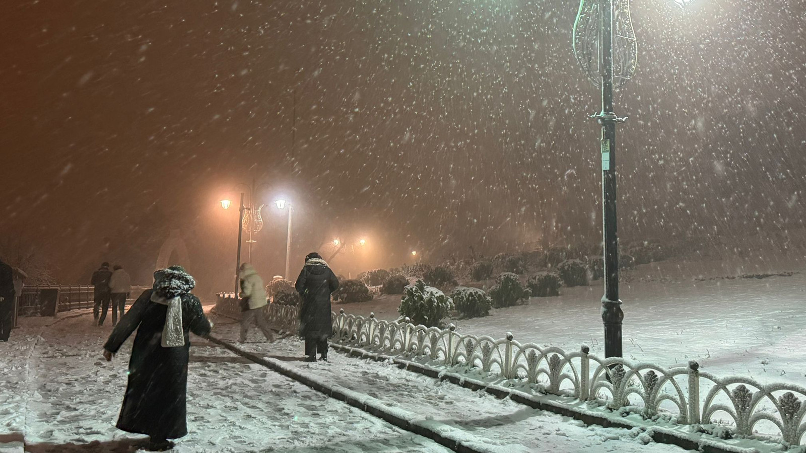 İstanbul için kuvvetli kar yağışı uyarısı... AKOM tarih verdi