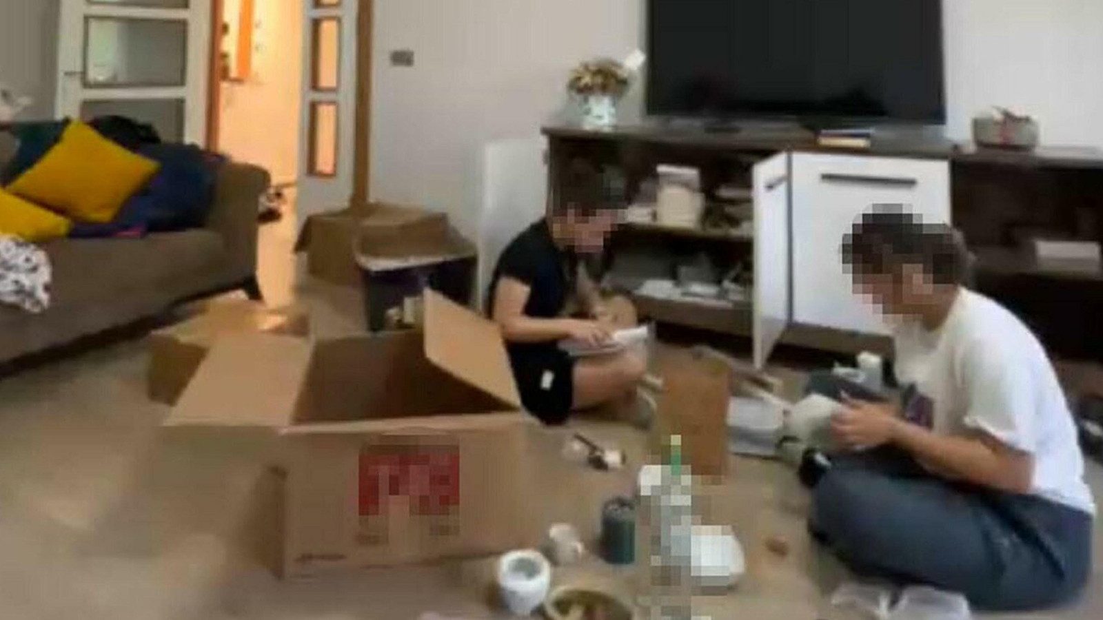 Öğrencilerine evini temizleten öğretmene 'İnsan ticareti' soruşturması; görevden uzaklaştırıldı