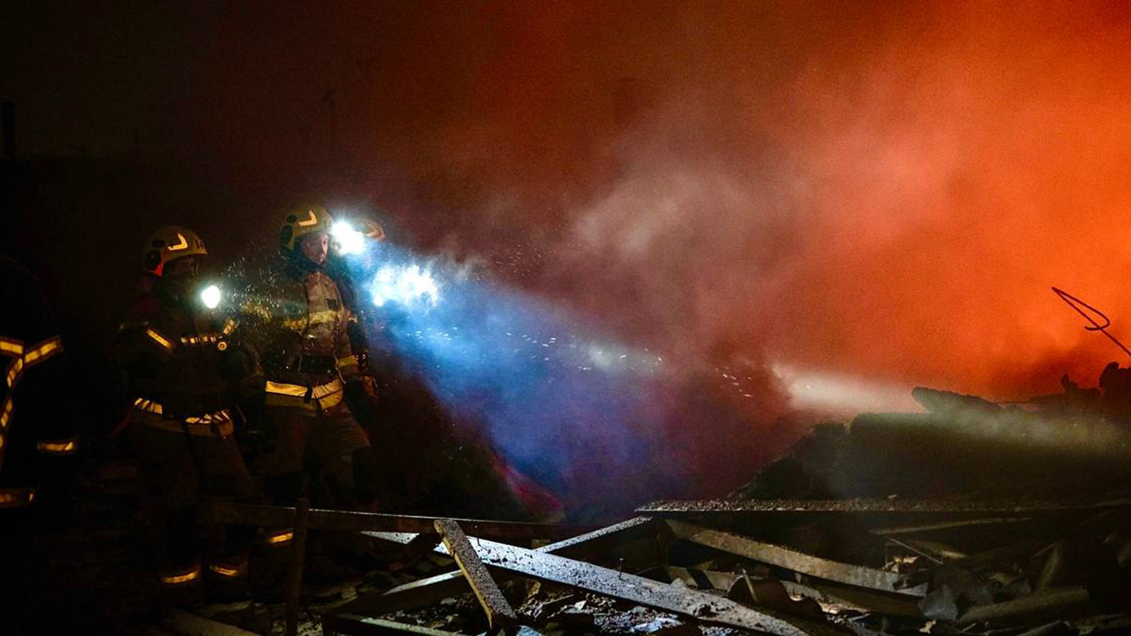 Rusya'dan Kiev'e hava saldırısı: 4 kişi öldü, 22 kişi yaralandı