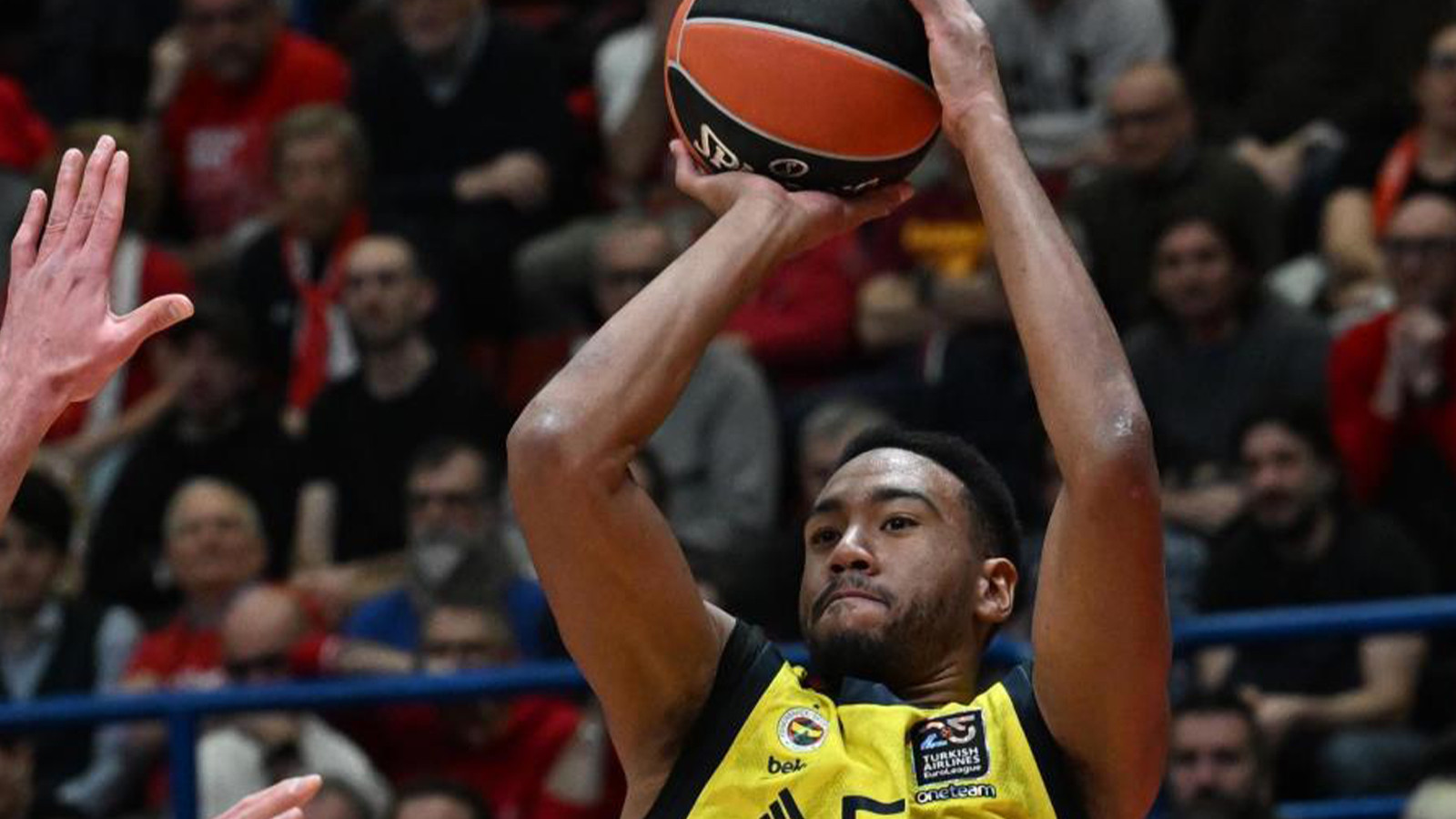 Fenerbahçe'de Bonzie Colson'dan kötü haber