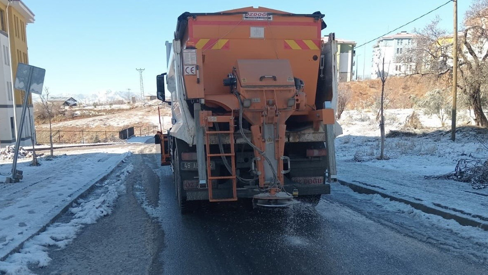 Kahramanmaraş'ta karla mücadele