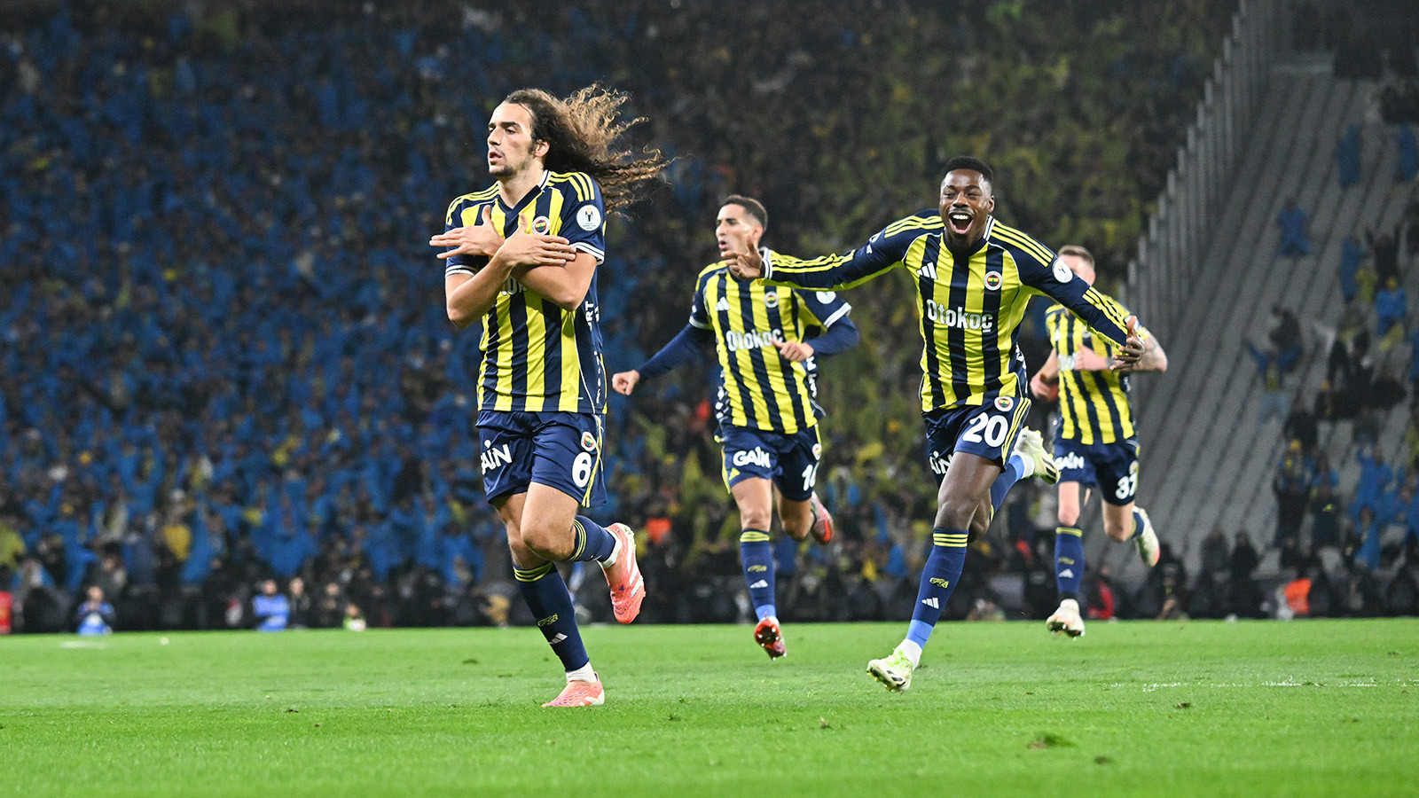 Süper Kupa'da şampiyon Fenerbahçe