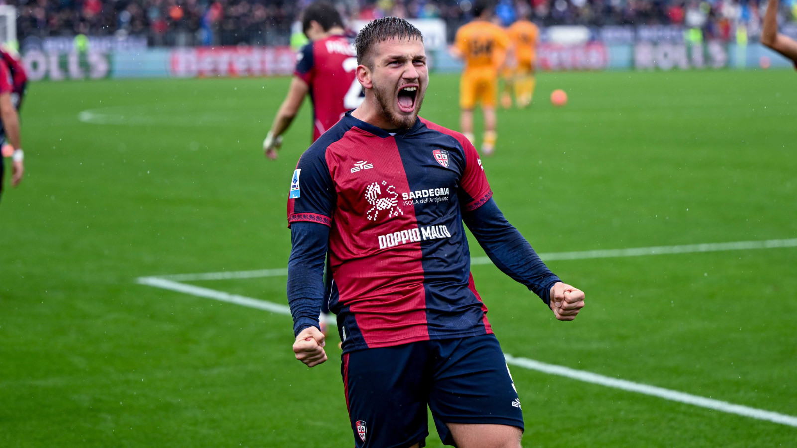 Ünlü futbol yorumcusu uyardı: Semih Kılıçsoy'a dikkat edin, komple futbolcu