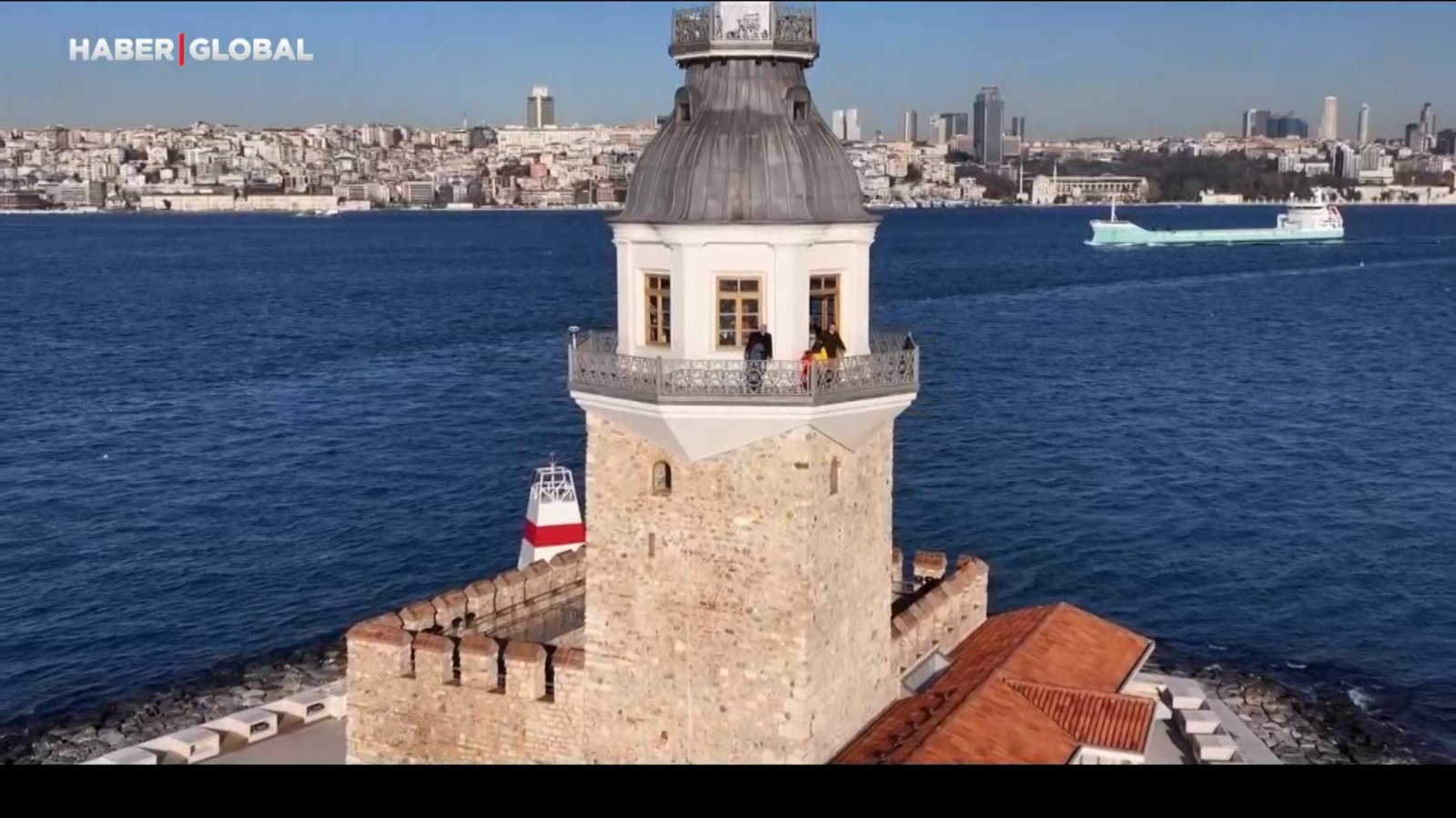 Kız Kulesi hayalleri gerçek oldu: Kültür ve Turizm Bakanı Ersoy, çocukları İstanbul'a davet etti