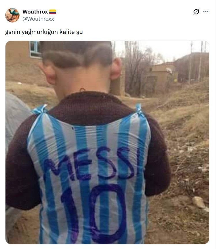 Derbideki yağmurluk krizi gündem oldu: 