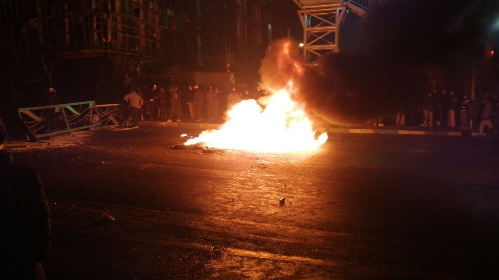 İran'daki protestolarda can kaybı 116'ya yükseldi