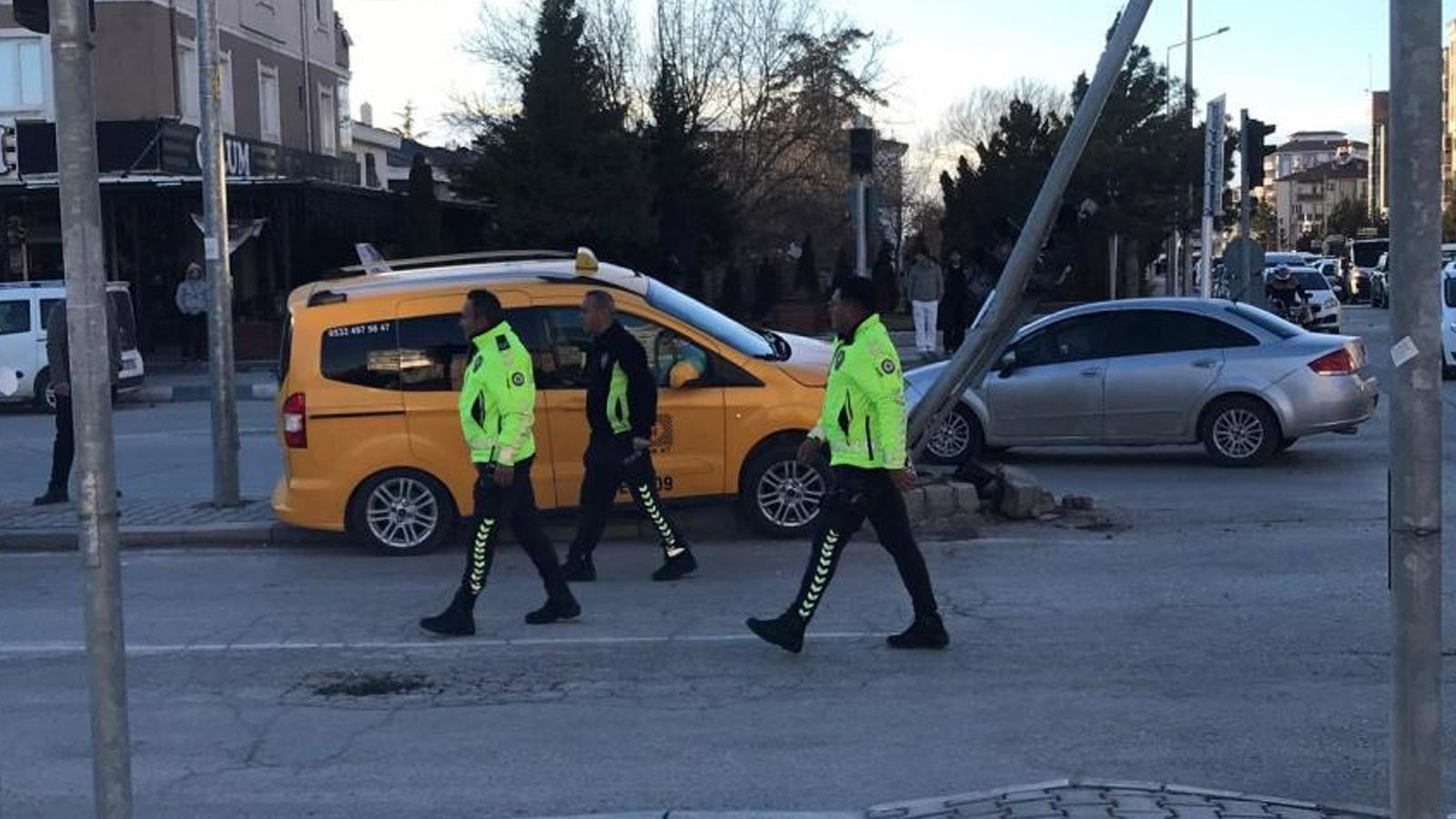 Direksiyon başında kalp krizi geçirip öldü