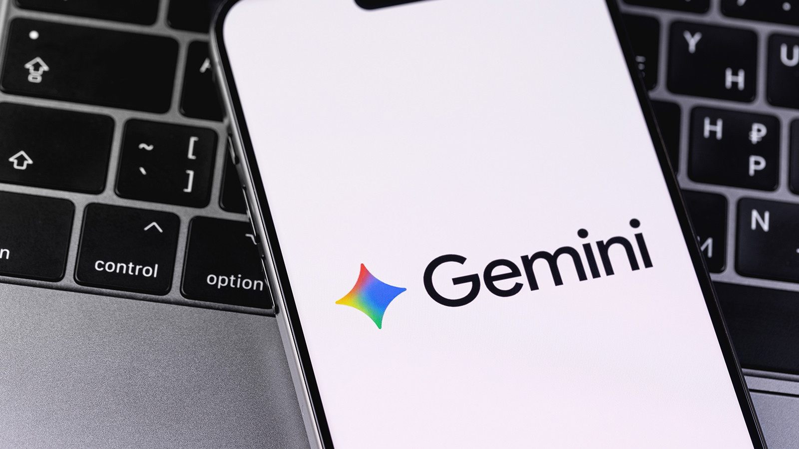 Apple ve Google'dan dev iş birliği