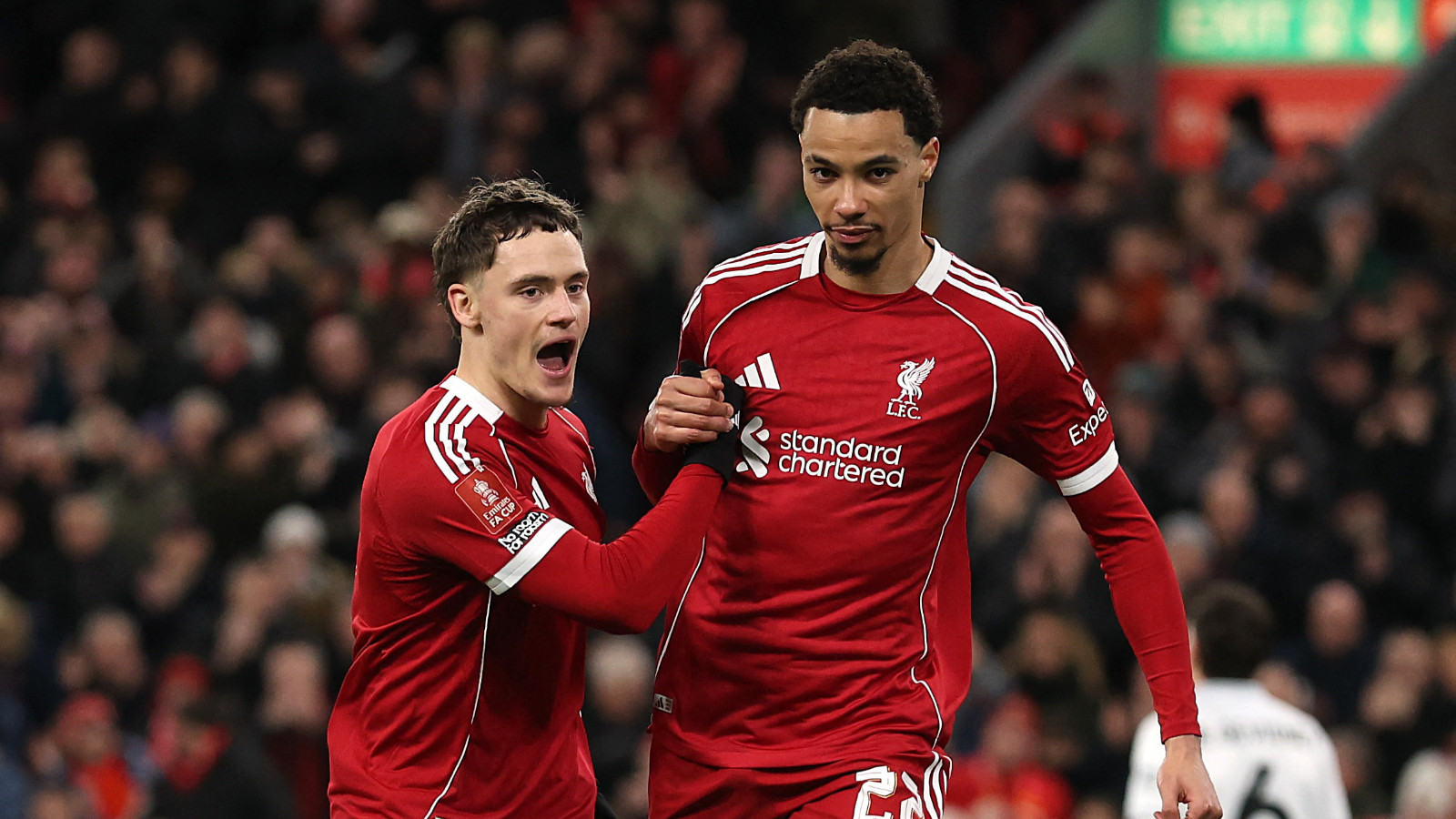 Liverpool 4 golle FA Cup'ta turladı