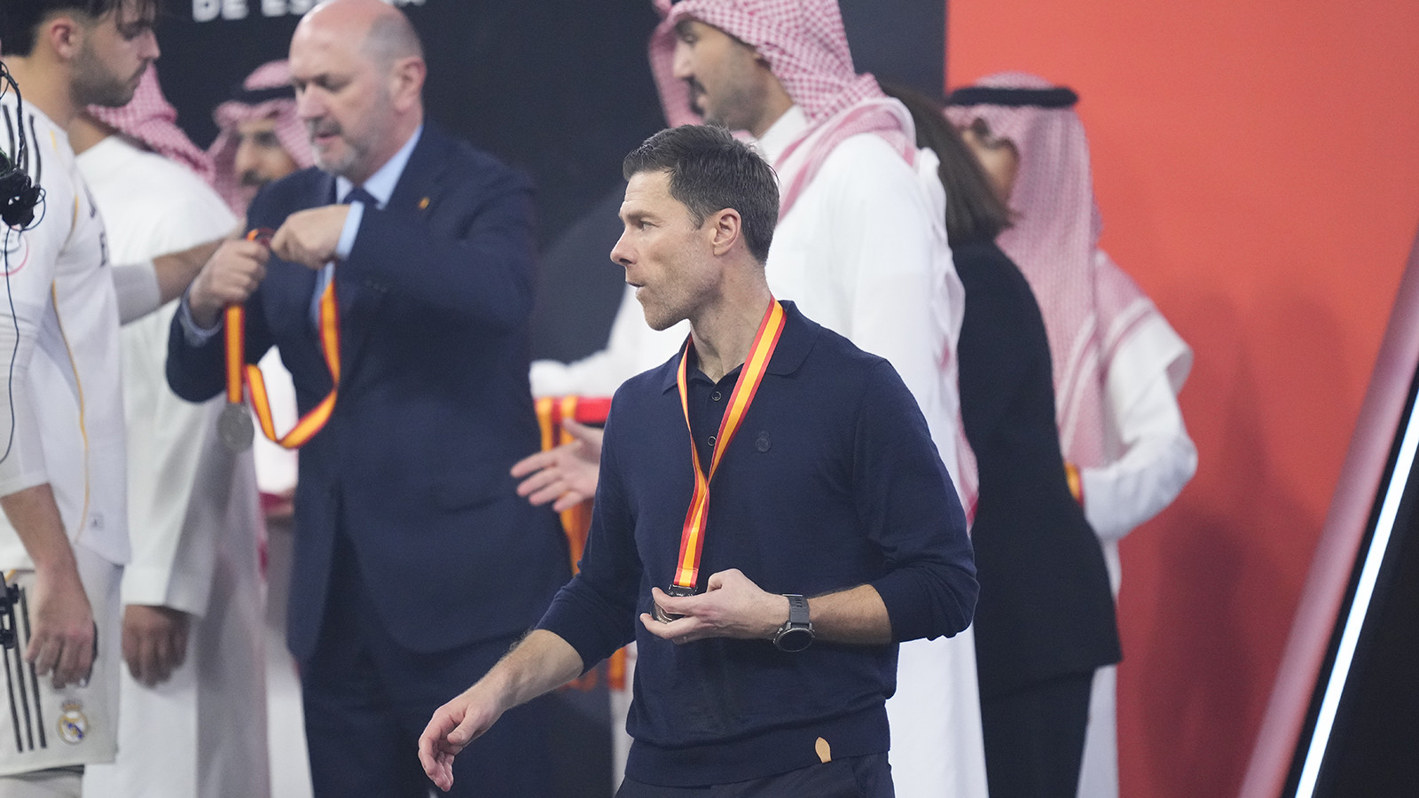 İspanyol basını açıkladı: Xabi Alonso, Real Madrid'den neden kovuldu?