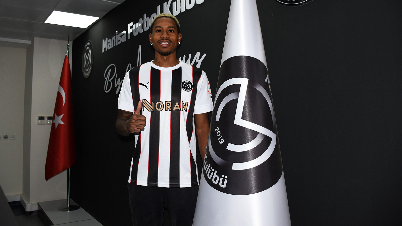 Manisa FK, Honduraslı Alenis Vargas'ı transfer etti