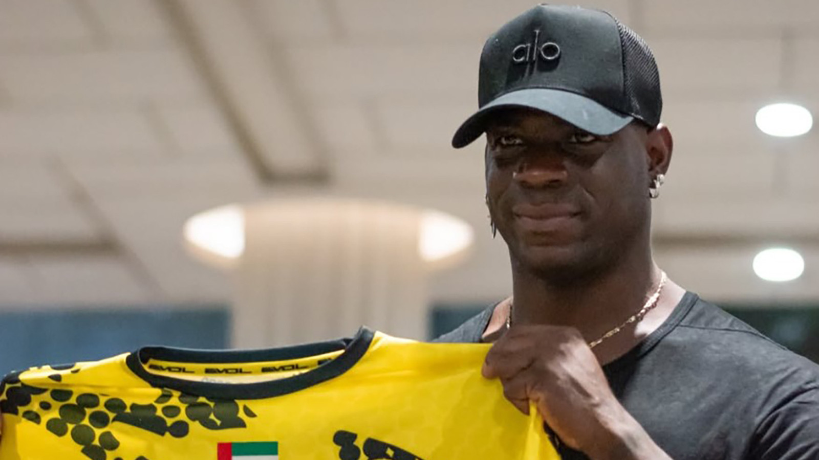 Mario Balotelli'nin garip transfer hikayesi: "Her şey Transfermarkt'ta başladı..."