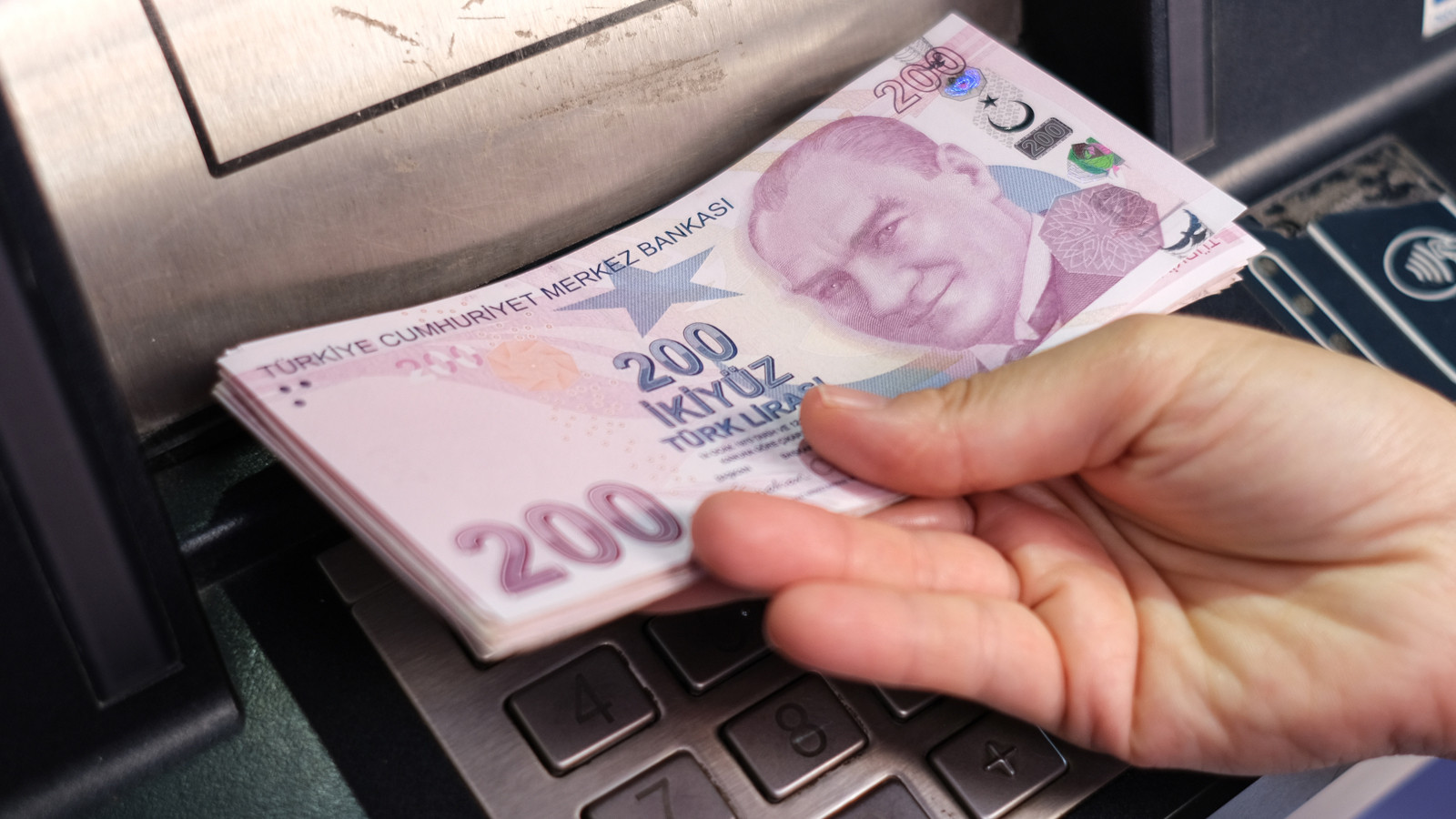 Mevduat faizleri zirve yaptı! 500 bin TL’nin aylık getirisi netleşti