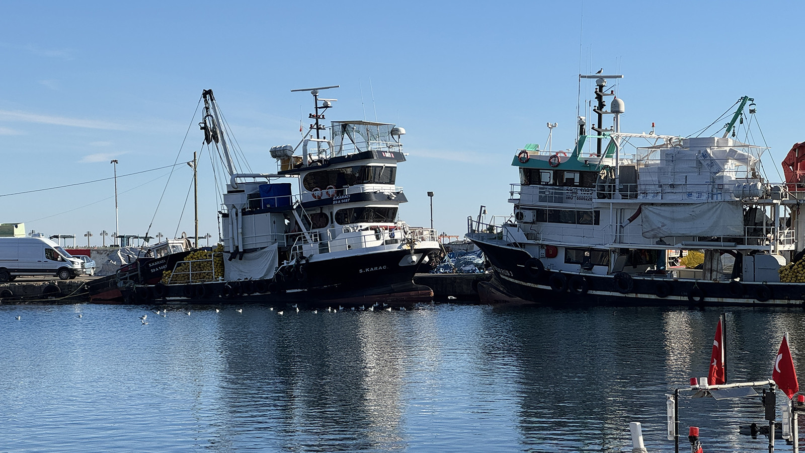 Tekirdağlı balıkçılardan "kulağına kar suyu kaçan" hamsi için av hazırlığı