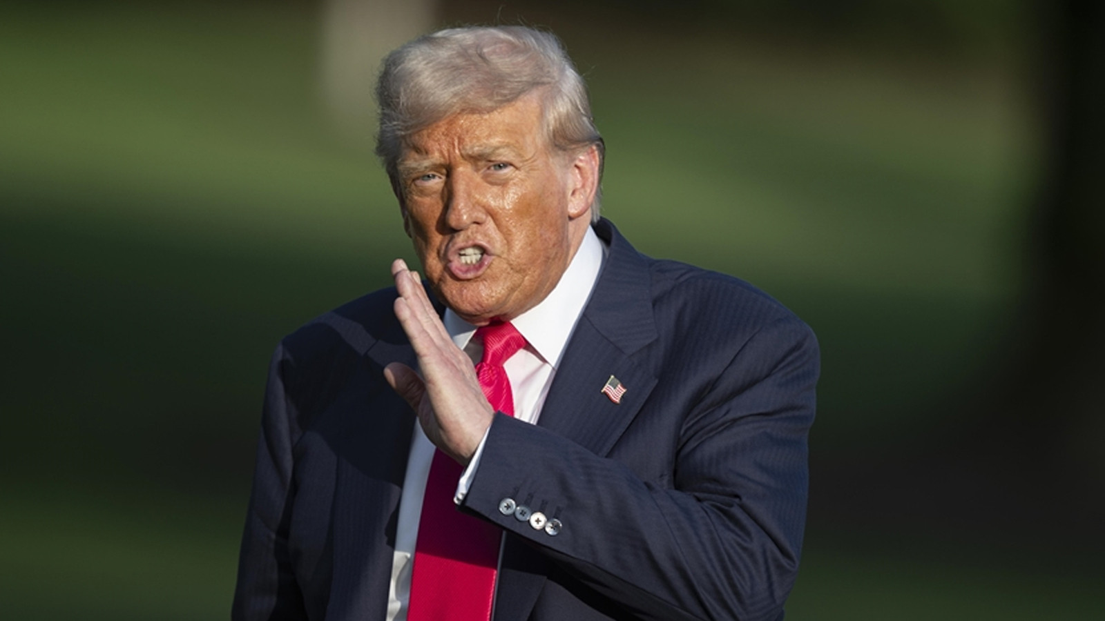 Trump'tan İran açıklaması: Yardım yolda