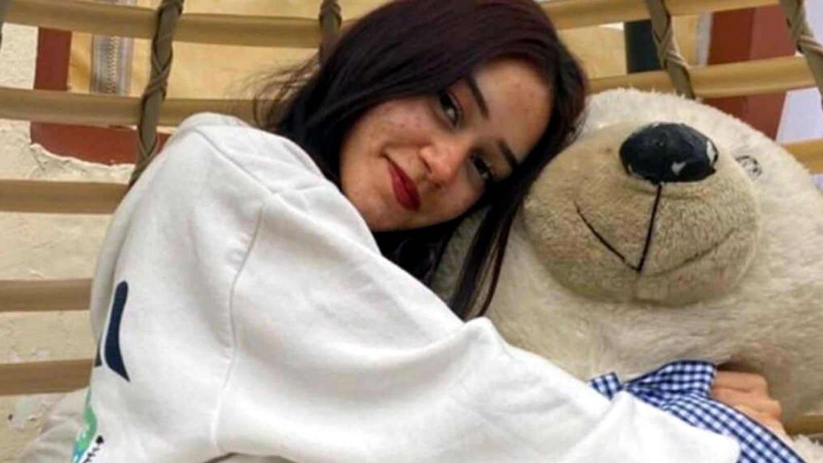 15 yaşındaki sanığın 30 bıçak darbesiyle Gülden’i öldürdüğü davada karar bozuldu