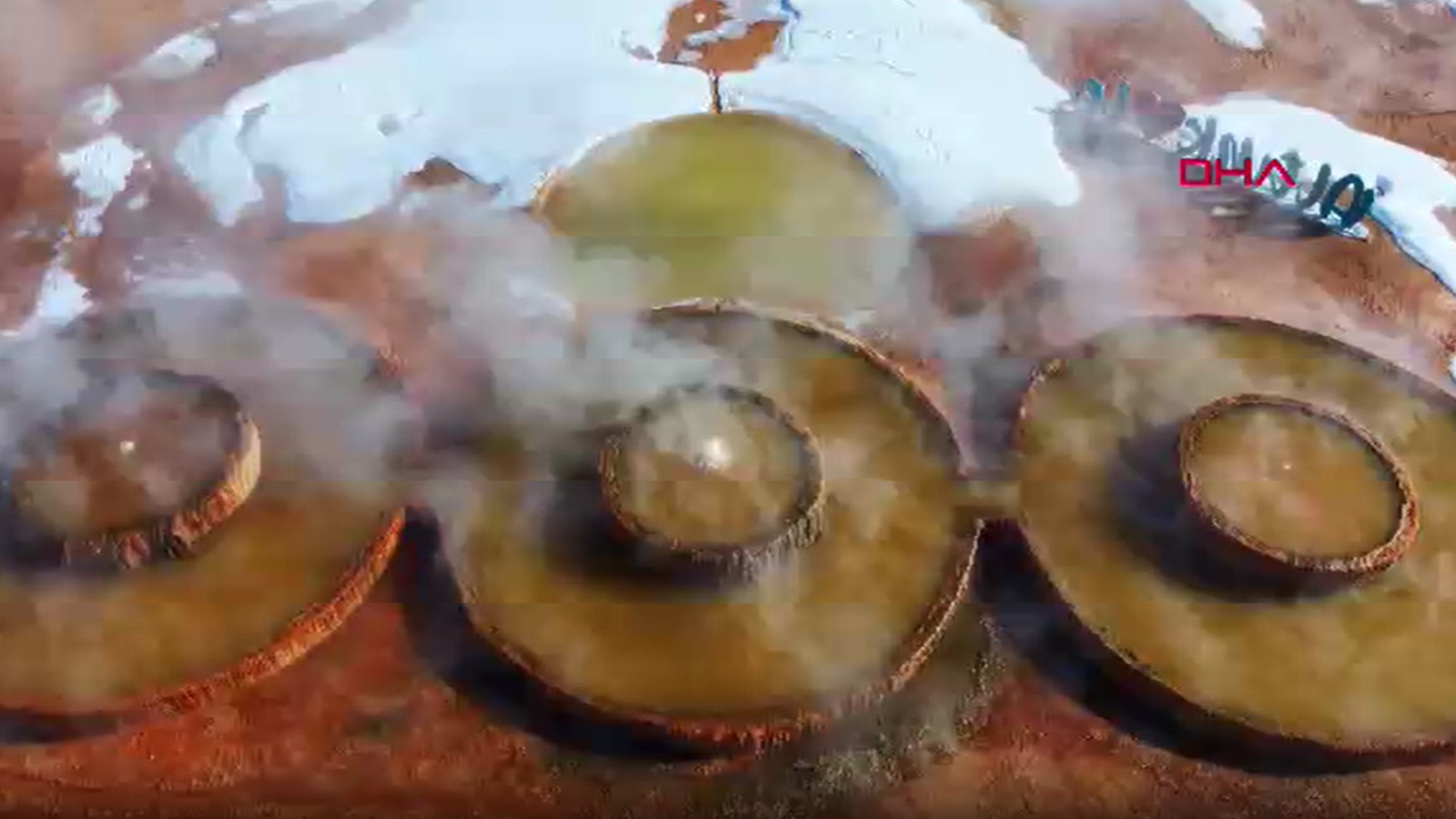 45 derecelik suyun buza dönüştüğü an!