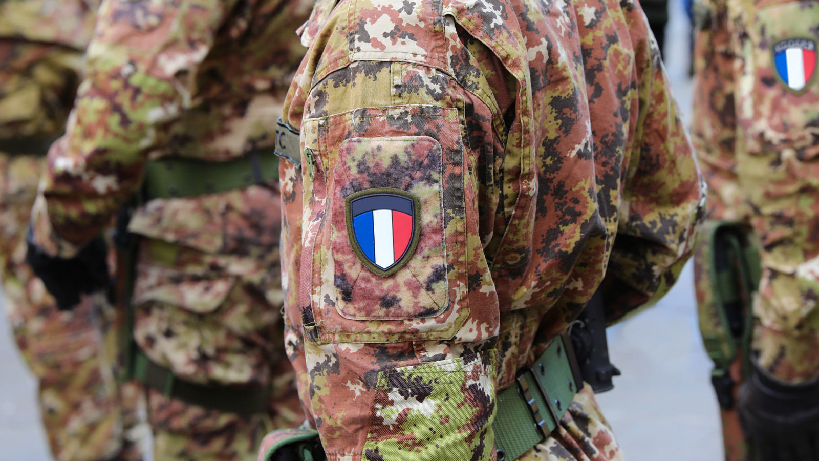 Fransa, Grönland'a asker gönderdi