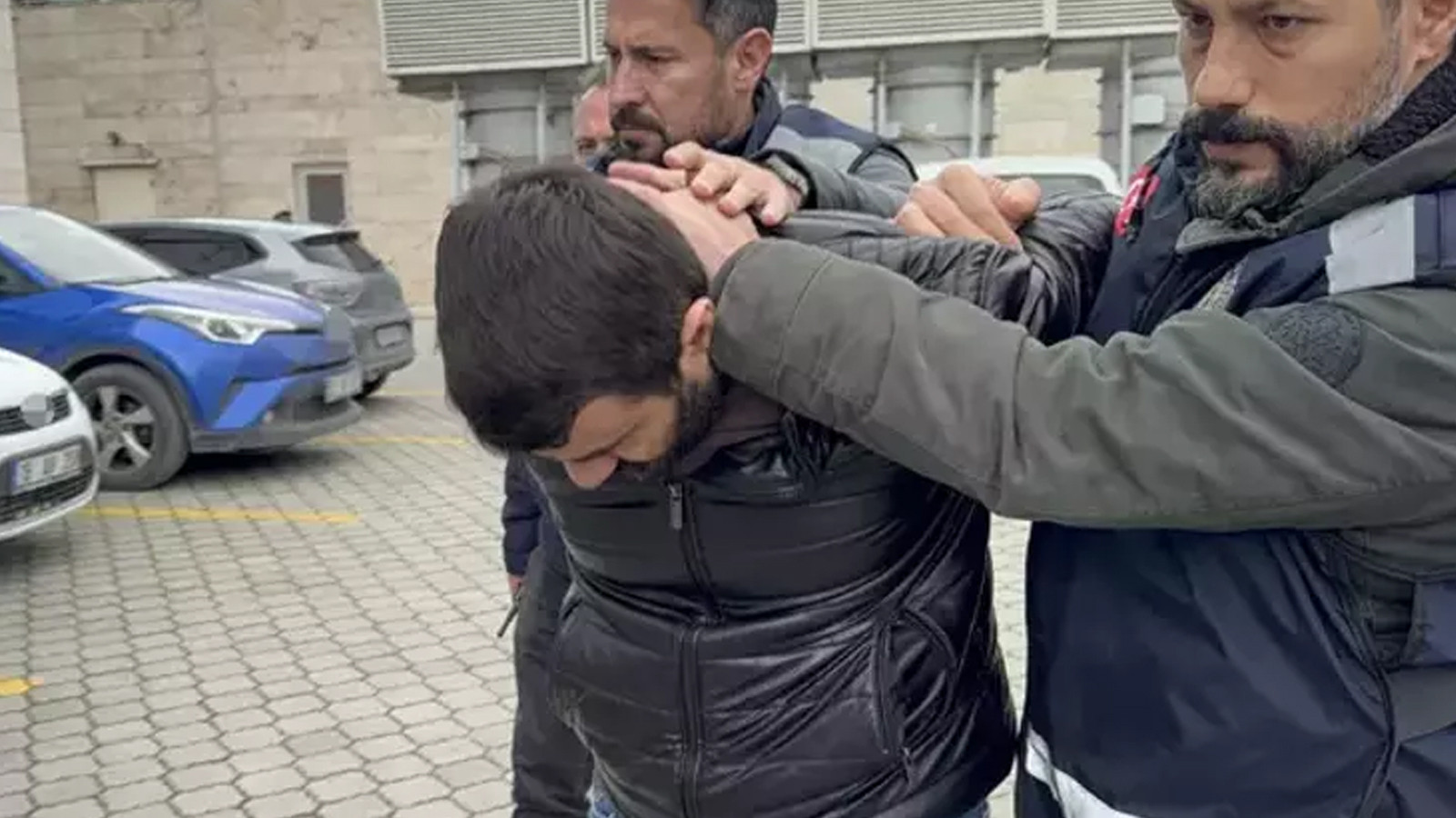 Sokak ortasında korkunç infaz! 105 gün önce çıktığı cezaevine gönderildi