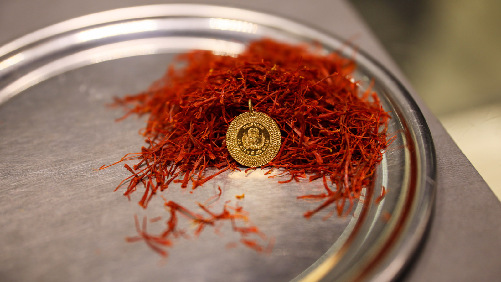 Yılda bir kez hasat yapılıyor, kilosu 900 bin TL'den alıcı buluyor!