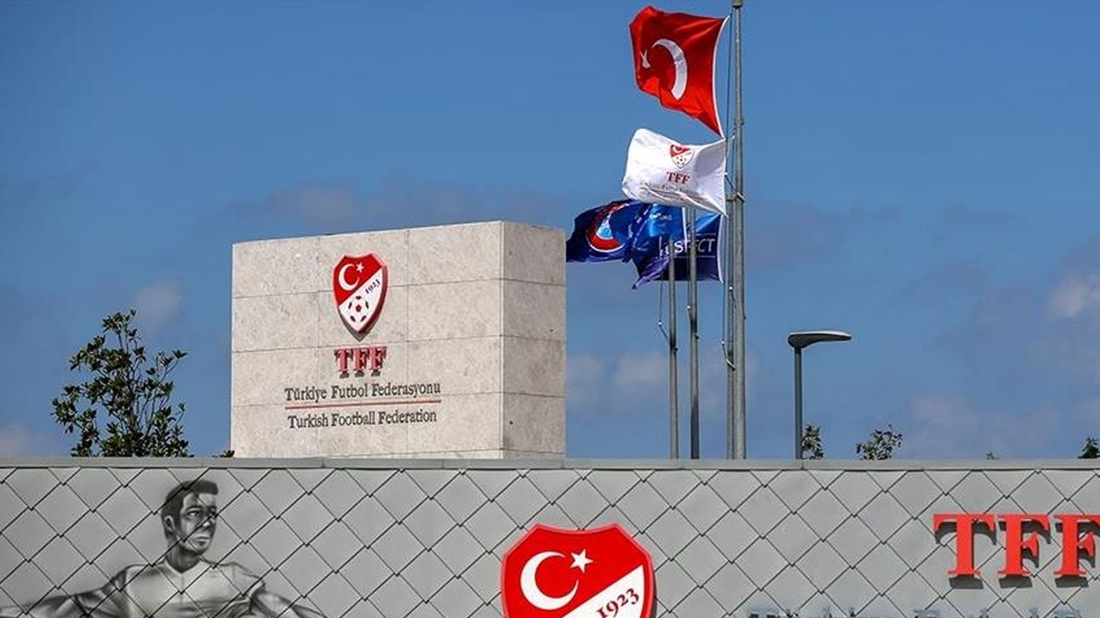 PFDK'den 146 teknik sorumlu ve antrenöre "bahis" cezası