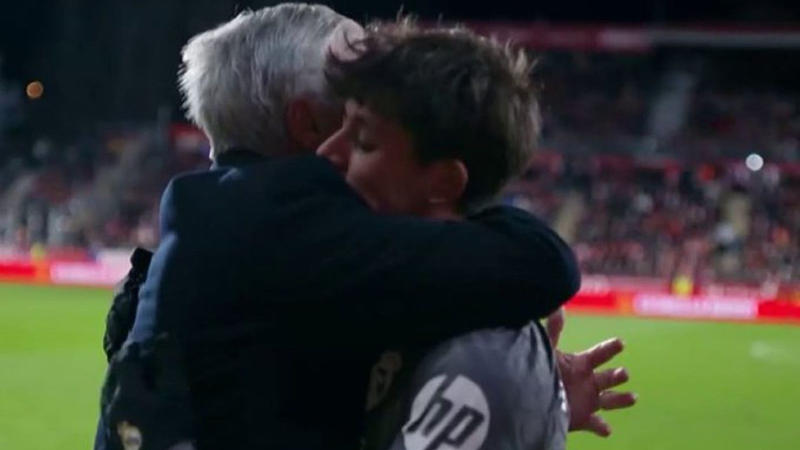 Carlo Ancelotti Bernabeu'da görüldü, dedikodular başladı