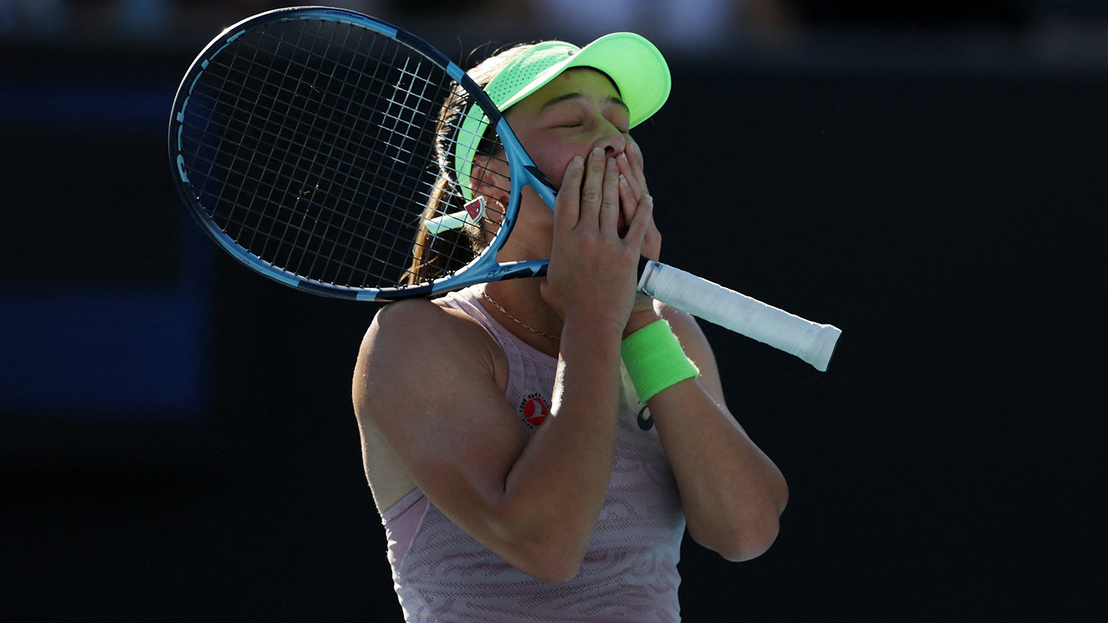 Zeynep Sönmez yine tarihe geçti! Wimbledon'ın rövanşını aldı
