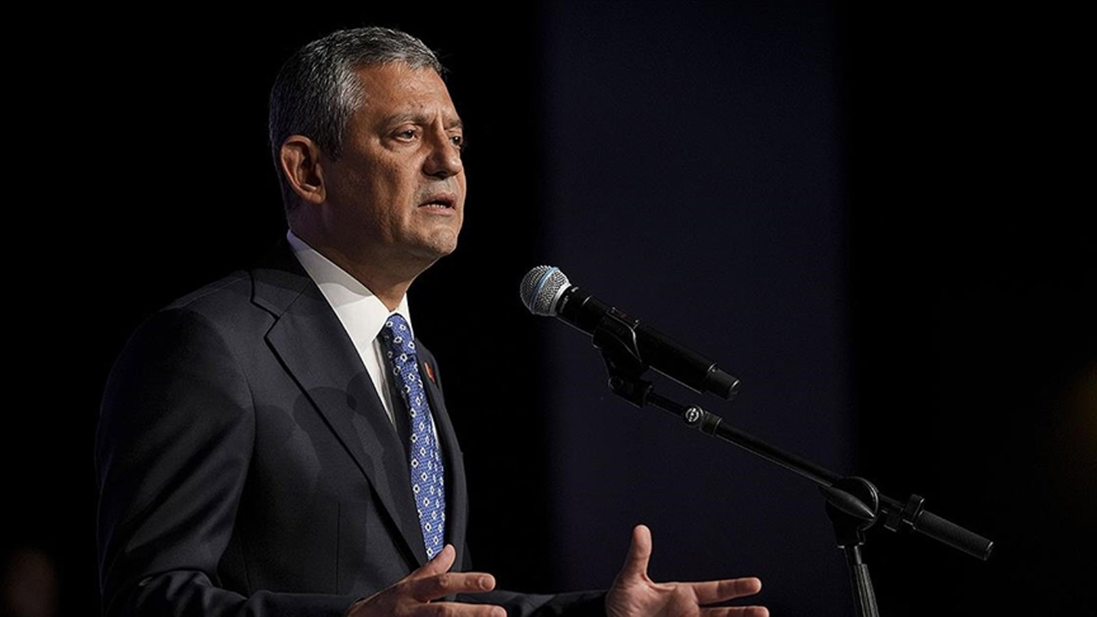 CHP lideri Özel'in de bulunduğu 10 milletvekilinin dokunulmazlık dosyası Meclis'te