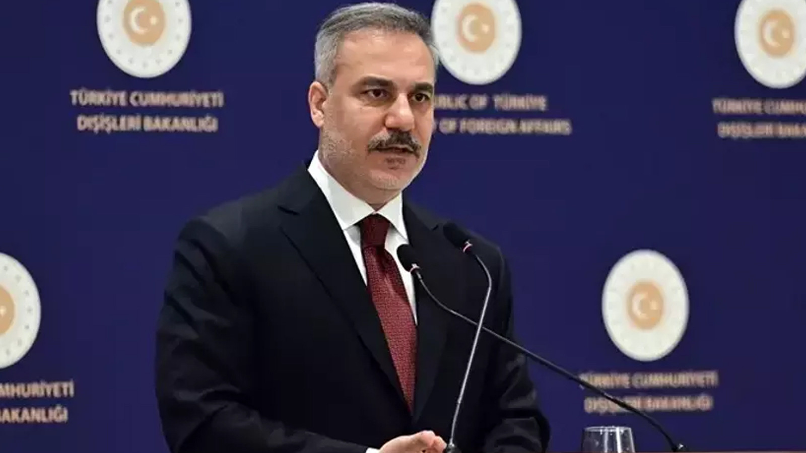 Dışişleri Bakanı Hakan Fidan, bazı büyükelçilikler için yeni görevleri tebliğ etti