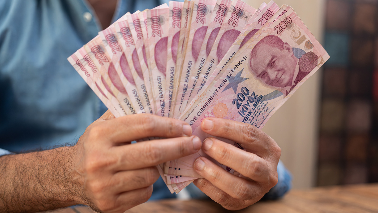 Emeklilerin beklediği zam haberi! "Cumhur İttifakı'nın gündeminde" deyip tarih verdi