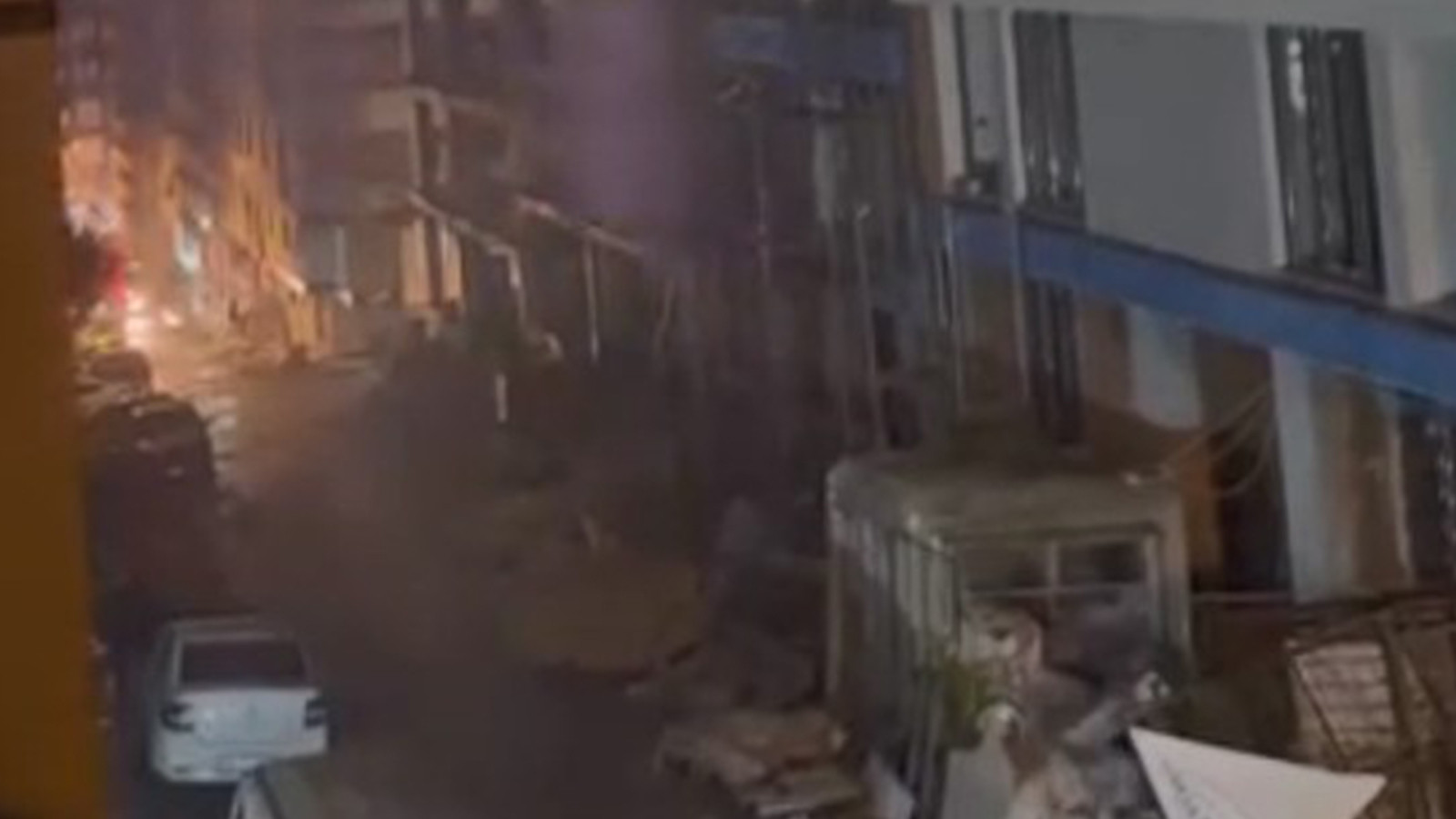 Bahçelievler'de inşaatta yangın; bir kişinin cesedi bulundu