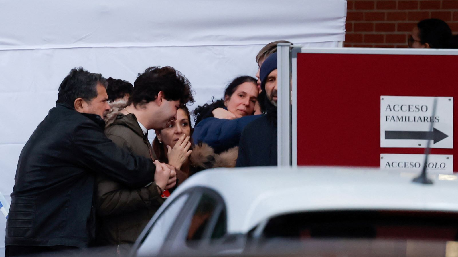 İspanya'da hızlı tren kazasında ölenlerin sayısı 40'a yükseldi