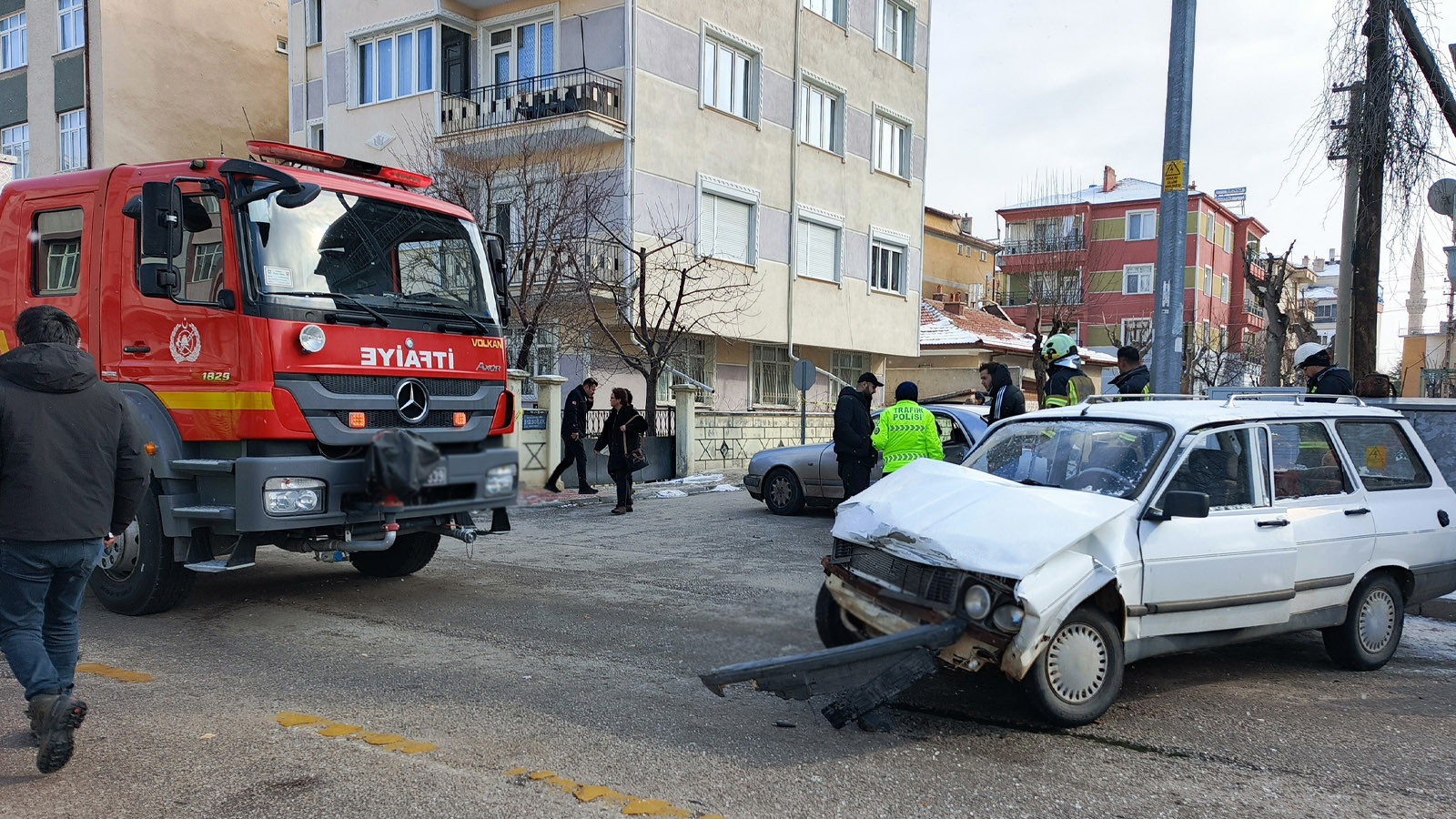Karaman'da eşiyle birlikte kazada yaralanan Fatma kurtarılamadı