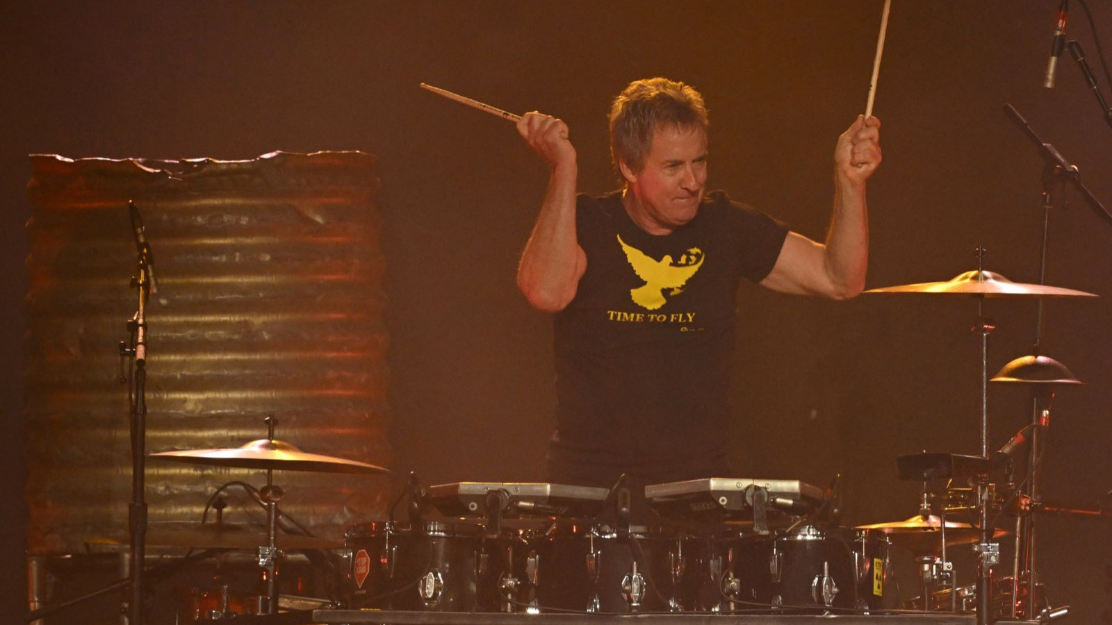 Midnight Oil bateristi Rob Hirst pankreas kanserine yenik düştü