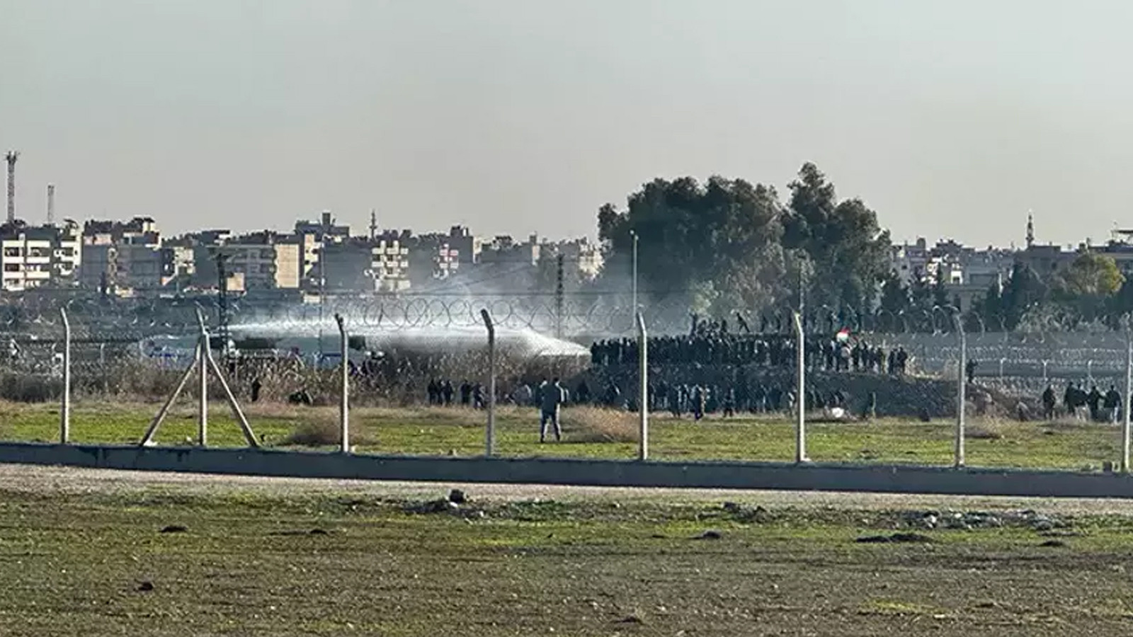 Nusaybin sınır hattında izinsiz gösteriler! 5 kişi gözaltına alındı