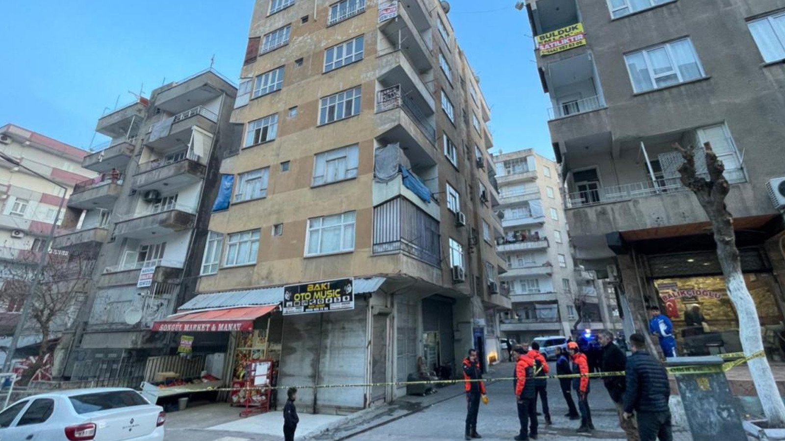 Şanlıurfa'da 6 katlı bina tedbiren boşaltıldı