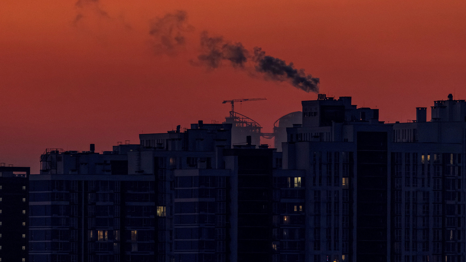 Zelenski: Başkentin neredeyse yüzde 60'ı elektriksiz