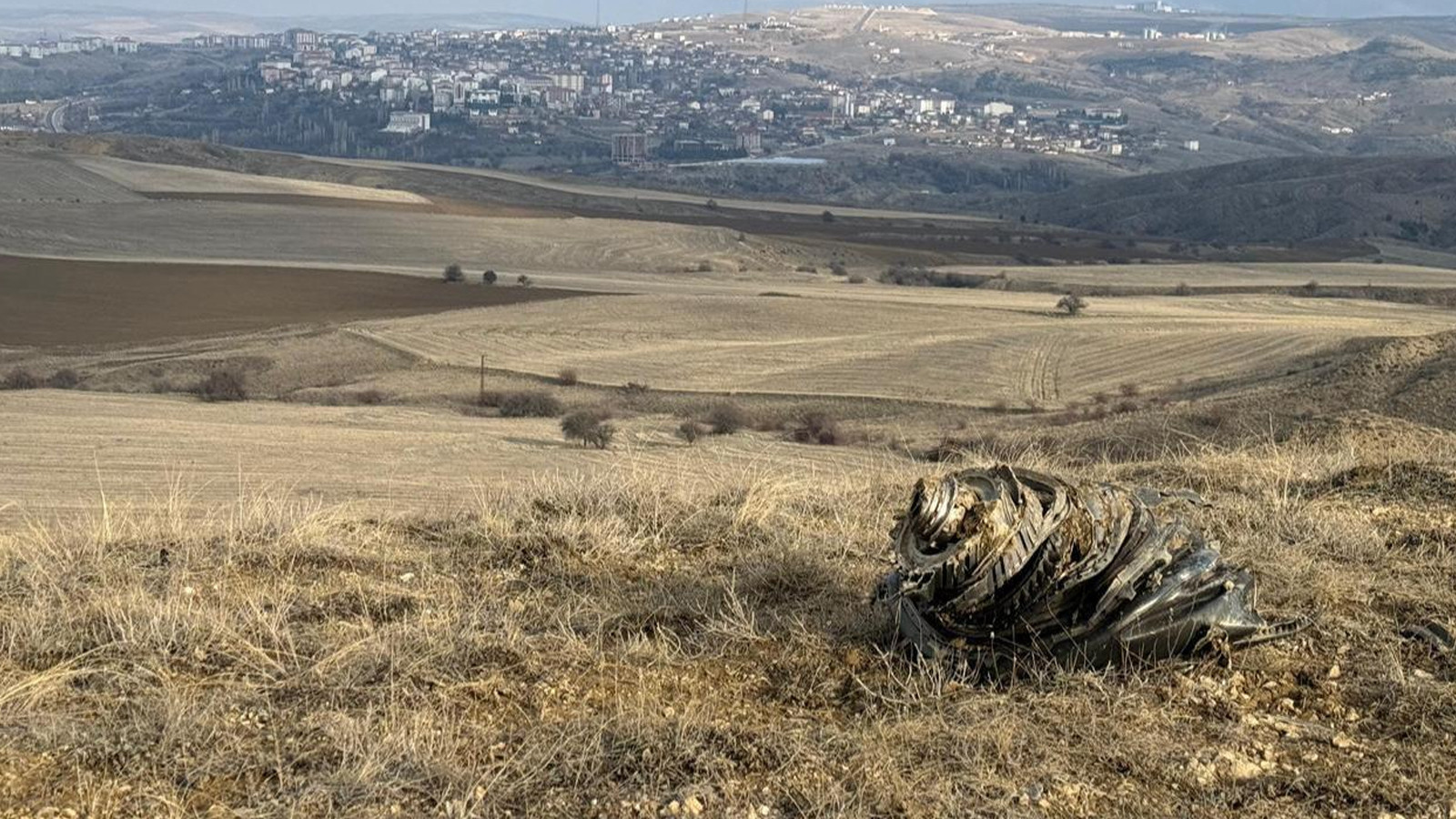 Ankara'da düşen uçağın ön kaza kırım raporu: Motor çalışırken tepeye çarptı, infilak etti!