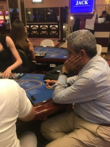 MHP'de istifa depremi! Açıklamalar peş peşe geldi - Resim : 1