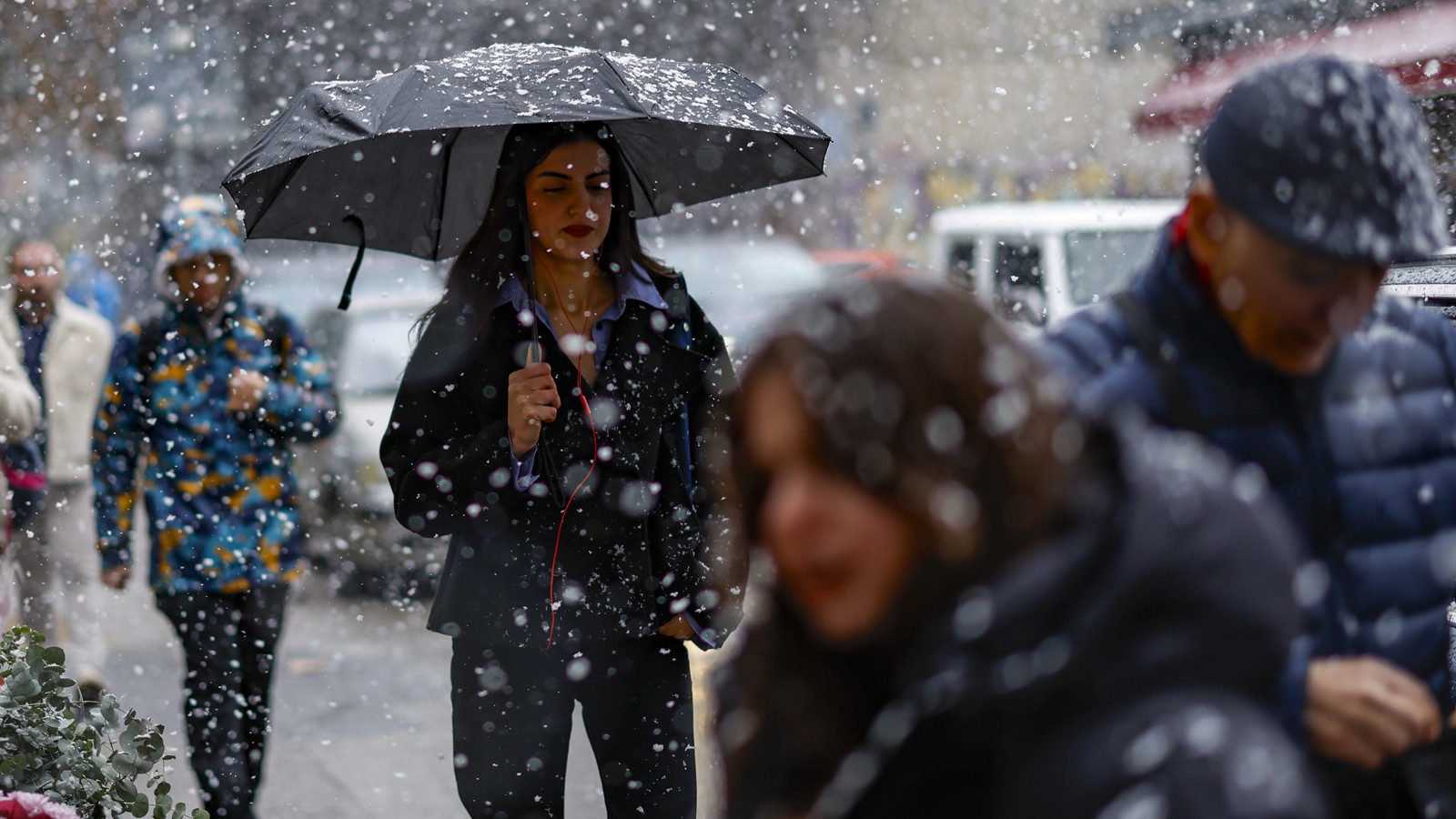 Kar etkisini artırıyor: Meteoroloji 31 il için kuvvetli uyardı, sarı alarm genişledi