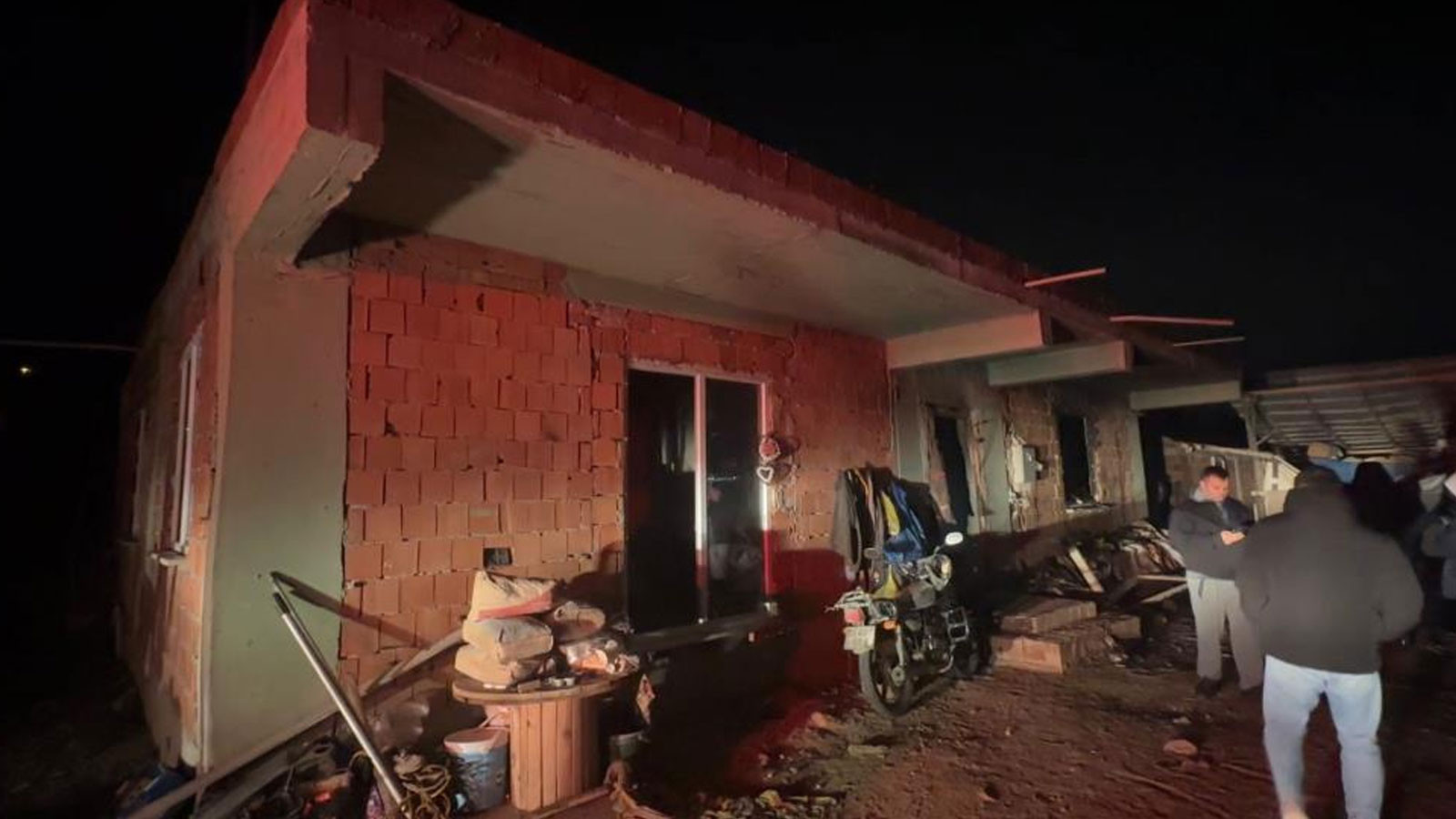 Samsun'da faciadan son anda dönüldü: Kaynar suya benzin dökülen evde patlama