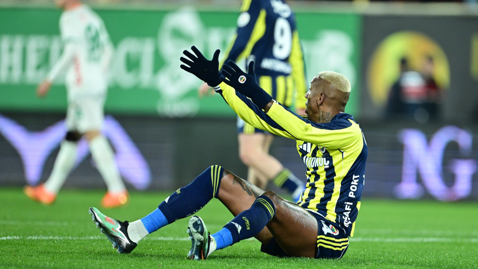 PFDK, Süper Lig'den 5 kulübe para cezası verdi