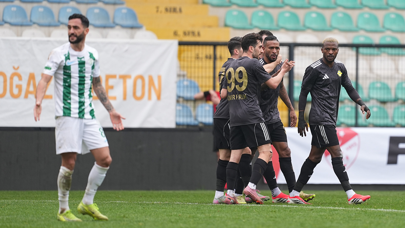 Esenler Erokspor'dan zirve yarışında kritik galibiyet