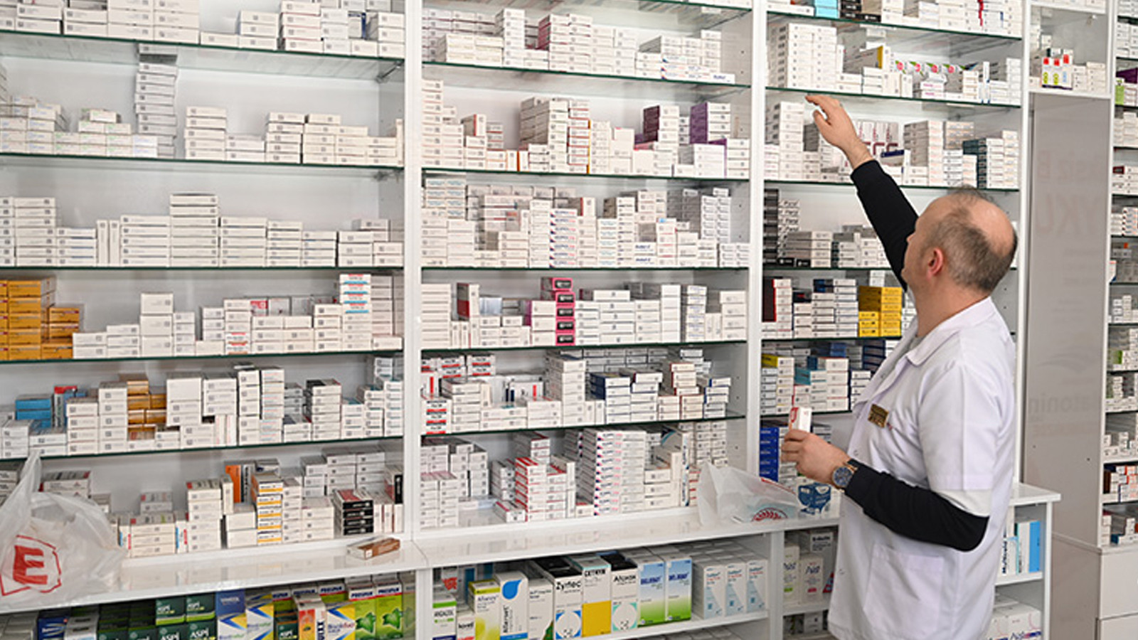 İlaç tedarikinde yeni dönem: Geri bildirim hattı devrede! Vatandaş bu numaradan ulaşabilecek